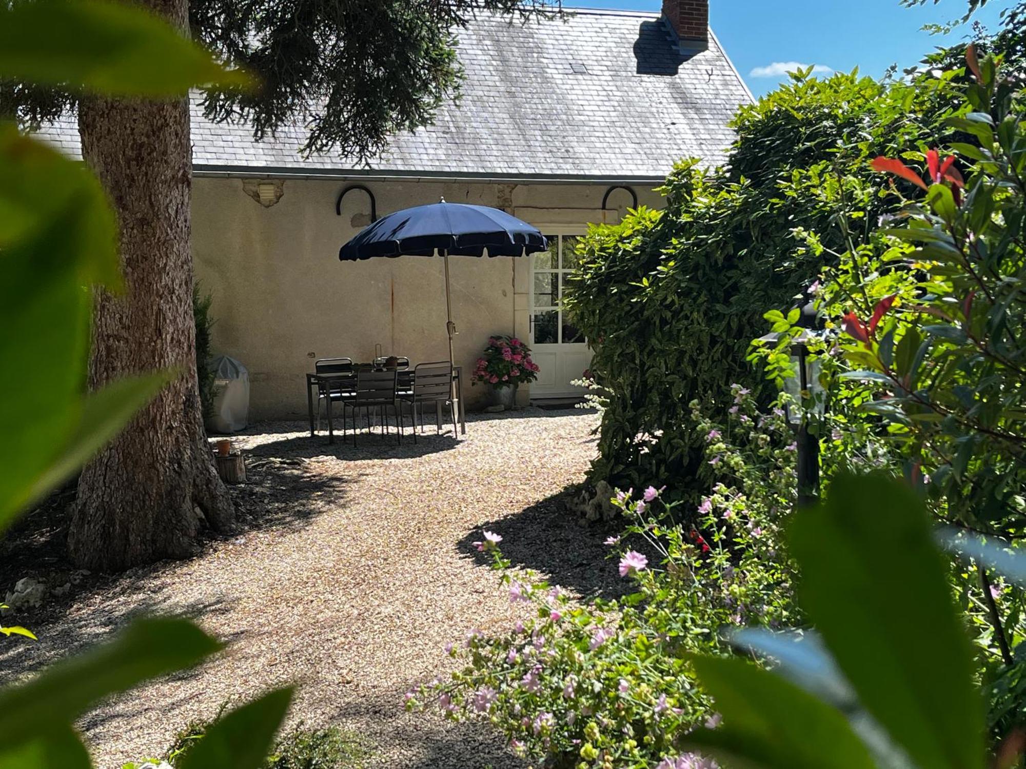 Charming Cottage In Chateau Les Roches Gardens Mont-Saint-Jean  Exterior foto